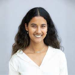 Headshot Serafina Zotter